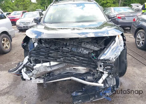 2024 Toyota Rav4 Hybrid Xle z USA, uszkodzony, nr VIN 4T3RWRFV0RU136070